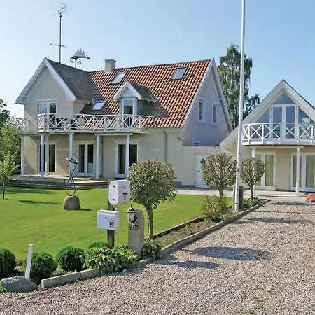 Ferienhaus Haustierfreundliches Haus In Frørup Mit